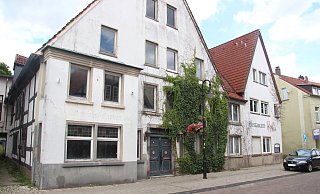 Die neue Immobiliengesellschaft könnte das frühere Hotel-Restaurant Zur Post in Horn sanieren und umbauen und so neuen Wohnraum schaffen. Es befindet sich im Besitz der Stadt. - Cordula Gröne