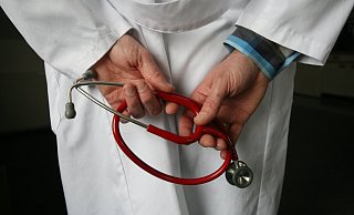 Streit um Ärzteversorgung: In Barntrup herrscht nach Ansicht von Bürgermeister Jürgen Schell „Notstandsversorgung". - Bernhard Preuß