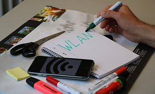 WLAN. - Alexandra Schaller WLAN. - Alexandra Schaller