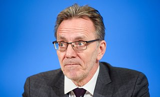BKA-Pr&auml;sident Holger M&uuml;nch: &laquo;Die starke Zuwanderung der vergangenen Jahre hat uns vor allem mit Blick auf die Identifikation der Menschen, die zu uns kommen, vor einige Herausforderungen gestellt.&raquo;. - Foto: Gregor Fischer/dpa
