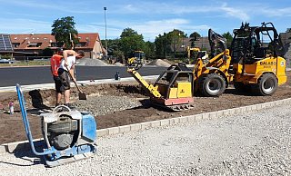 Augustdorf investiert in den Sport. Im August hat die Gemeinde auf dem Heidesportplatz eine Boulebahn gebaut. - Archivfoto: Nadine Uphoff
