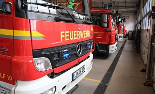 Auch die Feuerwehr musste zu dem Unfall ausrücken. - Dieter Asbrock