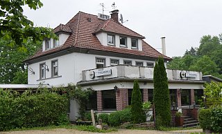 Das Waldschlößchen direkt an der B1 in Horn soll bald aus seinem Dornröschenschlaf erwachen. - Jost Wolf