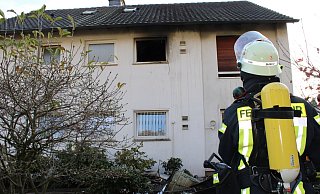 Durch den Brand wurde die Wohnung unbewohnbar. - Freiwillige Feuerwehr Bad Salzuflen