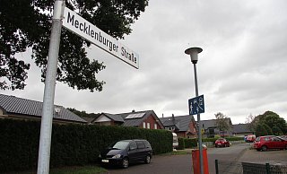 Die Anlieger der Mecklenburger Straße stört der viele Durchgangsverkehr auf der Spielstraße. - Nadine Uphoff Die Anlieger der Mecklenburger Straße stört der viele Durchgangsverkehr auf der Spielstraße. - Nadine Uphoff