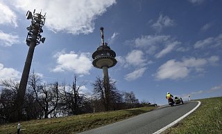 Am Köterberg soll eine Schilder-Kampagne Motorradfahrer sensibilisieren. - LZ-Archiv Am Köterberg soll eine Schilder-Kampagne Motorradfahrer sensibilisieren. - LZ-Archiv