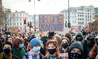 Demonstration in London, zu der die feministische Aktionsgruppe «Sisters Uncut» aufgerufen hat. - Lucy North/SOPA Images via ZUMA Press Wire/dpa