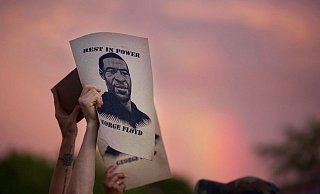 Der Prozess gegen den Ex-Polizisten ein Jahr nach der Tötung des Afroamerikaners George Floyd beginnt. - Foto: Christine T. Nguyen/Minnesota Public Radio/AP/dpa Der Prozess gegen den Ex-Polizisten ein Jahr nach der Tötung des Afroamerikaners George Floyd beginnt. - Foto: Christine T. Nguyen/Minnesota Public Radio/AP/dpa