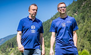 Im Gleichschritt: Die DSC-Geschäftsführer Christoph Wortmann (l., Finanzen) und Michael Mutzel (Sport) haben einen Erfolgsweg eingeschlagen. - Sarah Jonek
