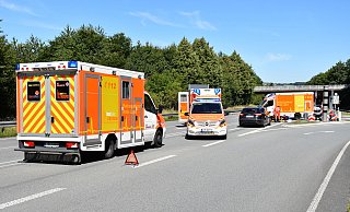 Unfall auf der B1. - Jörn Fries
