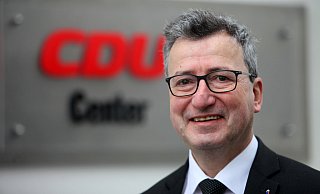 Jens Gnisa, CDU-Kandidat f&uuml;r den Posten des Landrates im Kreis Lippe. - Bernhard Preuss