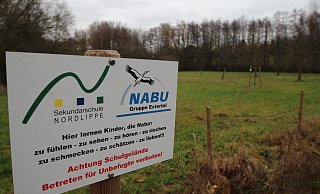 Der Extertaler Nabu will die Streuobstwiese an der Sekundarschule aufwerten. Dafür stehen knapp 15.000 Euro bereit. - Jens Rademacher Der Extertaler Nabu will die Streuobstwiese an der Sekundarschule aufwerten. Dafür stehen knapp 15.000 Euro bereit. - Jens Rademacher