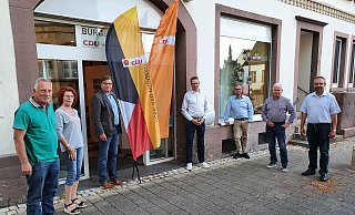 (von links) Wilfried Wächter (Ratskandidat WK 10), Lore Patze (Ratskandidatin WK 9), Fried Petringmeier (Stadtverbandsvorsitzender), Dr. Hans-Christian Körner, Heinz Blome (Bürgermeisterkandidat), Hartwig Stork (Ratskandidat WK 11), Gunter Schmidt (Ratskandidat WK 8). - CDU Horn-Bad Meinberg