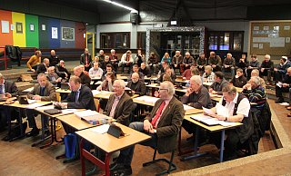Der neue Kalletaler Rat wird in anderer Zusammensetzung tagen. Das Archivfoto von 2017 zeigt eine Sitzung im Forum der privaten Real- und Sekundarschule Schloss Varenholz. - Jens Rademacher