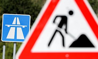 Achtung Vollsperrung. Dieses Mal sind Arbeiten im Kreuz Herne der Grund. (Symbolfoto) - Jan Woitas/dpa-Zentralbild/dpa