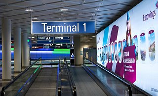 Fast menschenleer zeigt sich das Terminal 1 am Flughafen München, nachdem es zwischenzeitlich wegen einer Personenfahndung geräumt wurde. - Sven Hoppe/dpa