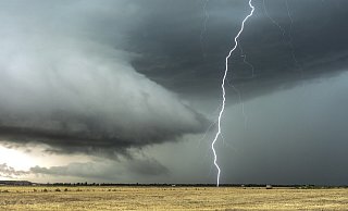 Der Deutsche Wetterdienst warnt vor schweren Gewittern in Lippe und der Region. - Symbolbild: Pixabay