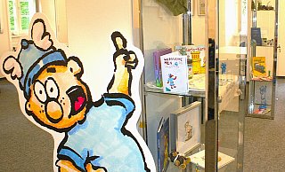 Hermännchen in der Stadtbibliothek. - Stadt Detmold Hermännchen in der Stadtbibliothek. - Stadt Detmold