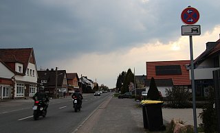 Die FDP wünscht sich, dass auf dem Abschnitt der Salzufler Straße zwischen Steinweg und der Gabelung zur Kirchheider Straße künftig Tempo 30 gilt. - Nadine Uphoff Die FDP wünscht sich, dass auf dem Abschnitt der Salzufler Straße zwischen Steinweg und der Gabelung zur Kirchheider Straße künftig Tempo 30 gilt. - Nadine Uphoff