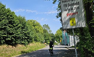 Wer aus Richtung Währentrup kommt, wird über die Billinghauser Straße zum Hellweg geleitet. Von da aus geht es dann nach Detmold. - Astrid Sewing