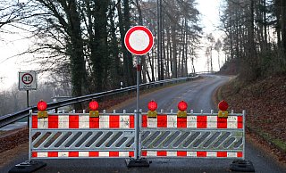 Straßensperrung ab dem Maiweg hoch zum Hermann. - Bernhard Preuß