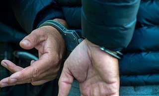 Die Polizei kann die Täter kurz nach der Tat fassen. - Symbolbild dpa/Stefan Sauer Die Polizei kann die Täter kurz nach der Tat fassen. - Symbolbild dpa/Stefan Sauer