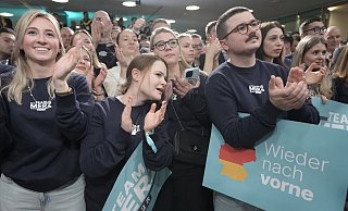 Die CDU liegt bei ersten Prognosen klar vorne. - Michael Kappeler/dpa