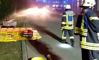 Die Feuerwehr Oerlinghausen wurde am Samstag zu einem Kellerbrand in der Holter Straße gerufen. - Feuerwehr Oerlinghausen Die Feuerwehr Oerlinghausen wurde am Samstag zu einem Kellerbrand in der Holter Straße gerufen. - Feuerwehr Oerlinghausen