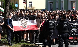 Mehrere CDS-Veranstaltungen waren zuletzt begleitet von Aktionen rechter Gruppen, wie hier in Bautzen. (Archivfoto) - Sebastian Willnow/dpa Mehrere CDS-Veranstaltungen waren zuletzt begleitet von Aktionen rechter Gruppen, wie hier in Bautzen. (Archivfoto) - Sebastian Willnow/dpa