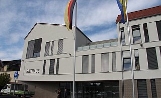 Für das neue Rathaus wird ein neuer Bürgermeister gesucht. Zur Wahl am 26. Mai haben sich bislang fünf Kandidaten aufstellen lassen. - Wolfgang Becker