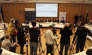 Enormes Medieninteresse bei der Pressekonferenz am Mittwoch im Kreishaus. - Bernhard Preuss