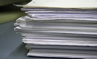 Akten über Akten: Die Landesregierung hat laut Klaus Hansen nun ien Maßnahmenpaket nzum Bürokratieabbau beschlossen. - Symbolbild: Pixabay