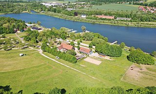 Das kann noch dauern: Bevor der Bebauungsplan für das Südufer am Schiedersee entgültig verabschiedet werden kann, folgt jetzt noch eine zweite Runde der öffentlichen Auslegung. - Knut Schwarzer
