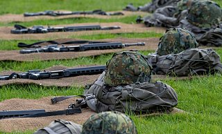 In ihrem langwierigen Streit &uuml;ber das neue Wehrdienstgesetz haben Politiker von Union und SPD grunds&auml;tzliche Einigung erzielt. - Stefan Sauer/dpa