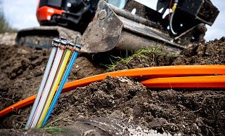 In der Lügder Kernstadt werden Glasfaserkabel verlegt. - picture alliance/dpa In der Lügder Kernstadt werden Glasfaserkabel verlegt. - picture alliance/dpa