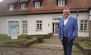 Swen Horstmann arbeitet bereits seit 15 Jahren im Rathaus in Schieder-Schwalenberg. Jetzt möchte er die Nachfolge von Bürgermeister Jörg Bierwirth antreten. - Michaela Weiße Swen Horstmann arbeitet bereits seit 15 Jahren im Rathaus in Schieder-Schwalenberg. Jetzt möchte er die Nachfolge von Bürgermeister Jörg Bierwirth antreten. - Michaela Weiße