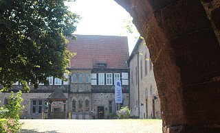 Ob das Burghotel bereits Anfang Dezember schließt bleibt unklar. Alternativen für anspruchsvolle Zimmer in Blomberg gebe es kaum, bedauert Jens Spicher, Vorsitzender des Vereins „Blomberger Land". - Michaela Weisse
