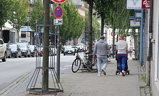 Bei dem landesweiten Fußverkehrs-Check haben Bürger aus der Detmolder Kernstadt und aus Pivitsheide die Möglichkeit, ihre Erfahrungen über problematische oder verbesserungswürdige Stellen mitzuteilen. - Cordula Gröne