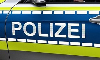 Die Polizei sucht Zeugen für einen Verkehrsunfall. - Symbolbild: Bernhard Preuss Die Polizei sucht Zeugen für einen Verkehrsunfall. - Symbolbild: Bernhard Preuss