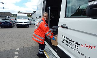 Stina Helmis hat beim DRK ganz unterschiedliche Aufgaben. Nach dem Jahr im Bundesfreiwilligendienst hat die 19-Jährige das Fachabitur in der Tasche. - Astrid Sewing