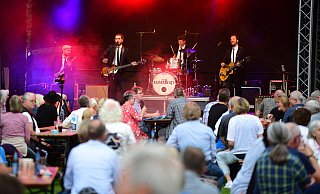 Die "KaiserBeats" spielen im Bega-Bad. - Nicole Ellerbrake