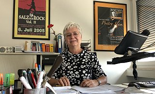 Marion Rieso-Wiege sitzt in ihrem Büro in der benzstraße. Noch bis Ende Otober arbeitet sie als Fraktionsgeschäftsführerin. Foto: Sven Kienscherf - Sven Kienscherf Marion Rieso-Wiege sitzt in ihrem Büro in der benzstraße. Noch bis Ende Otober arbeitet sie als Fraktionsgeschäftsführerin. Foto: Sven Kienscherf - Sven Kienscherf