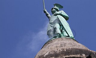 Am Hermannsdenkmal gibt's am Samstag eine Techno-Session. - Landesverband Lippe
