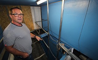 Wassermeister Matthias Haase im Hochbehälter Alverdissen, der derzeit saniert wird. - Jens Rademacher