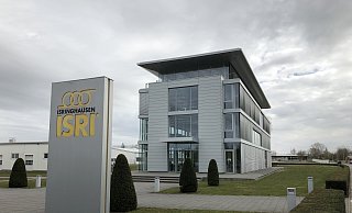 Isringhausen stemmt sich weiter gegen die Krise in der Automobilbranche. Ein Streik und damit zusätzlicher Ärger mit der Belegschaft scheinen allerdings vorerst abgewendet. - Till Brand Isringhausen stemmt sich weiter gegen die Krise in der Automobilbranche. Ein Streik und damit zusätzlicher Ärger mit der Belegschaft scheinen allerdings vorerst abgewendet. - Till Brand