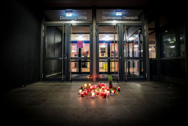 Eine rein interne Trauerfeier ist in der kommenden Woche geplant. (Archivfoto) - © Christoph Reichwein/dpa