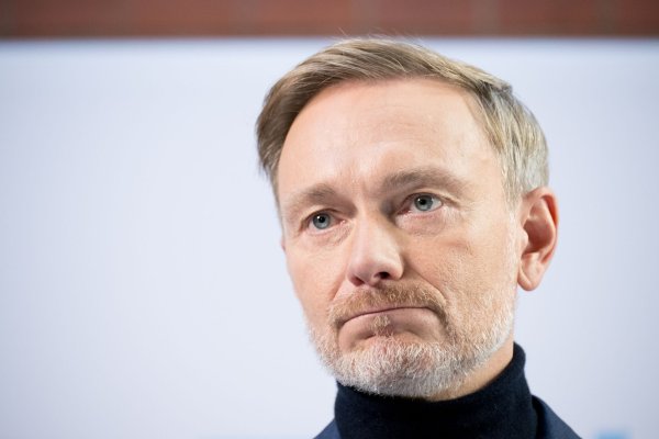 Bundesfinanzminister Christian Lindner (FDP) sieht die Verantwortung bei der Commerzbank. - © Sebastian Christoph Gollnow/dpa