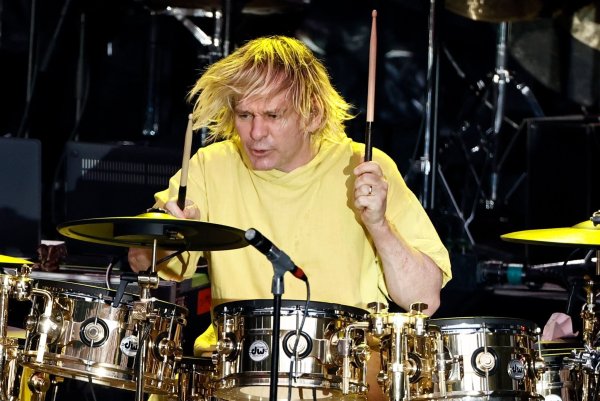 Zak Starkey ist nicht mehr Teil von «The Who». (Archivbild) - © Carsten Koall/dpa