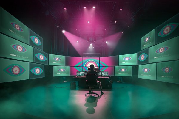 Den Kameras entgeht nichts: «Promi Big Brother» startet wieder. - © SAT.1/dpa