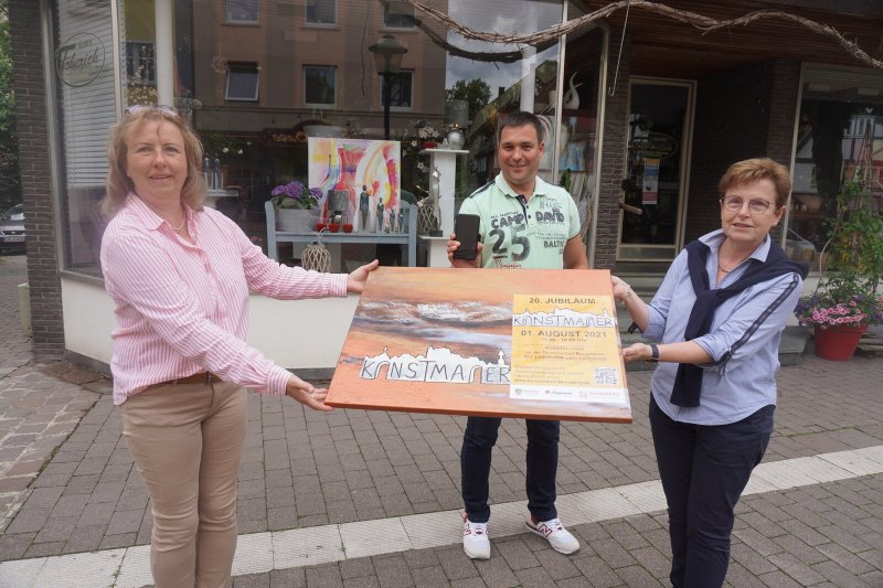 Blomberger Kunstmauer mit EinbahnstraßenRegel Lokale Nachrichten aus